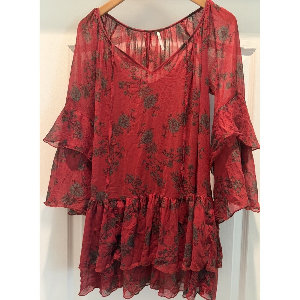 Free People Red Floral Off Shoulder Peasant Top Bell Sleeve Boho Size‎ XS